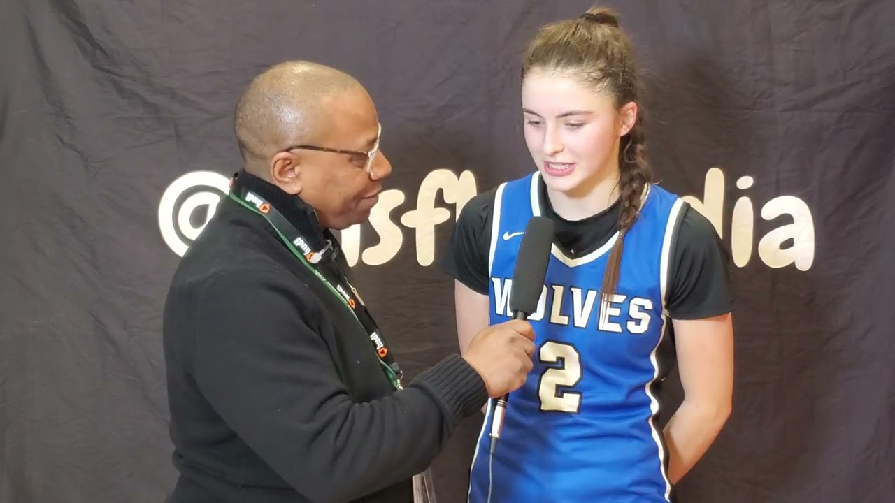 Talking with Audrey Bennett after her performance in the 28.5 Ohio Classic. 