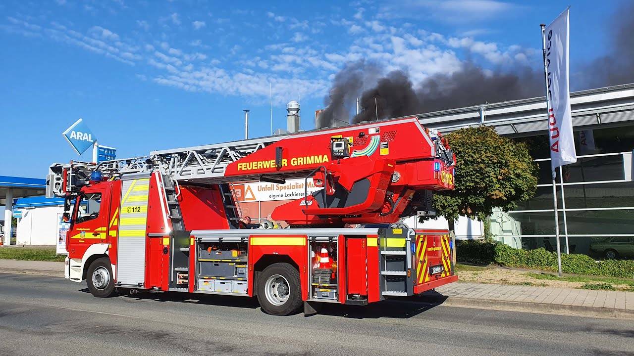 Brand in Autohaus-Lackiererei