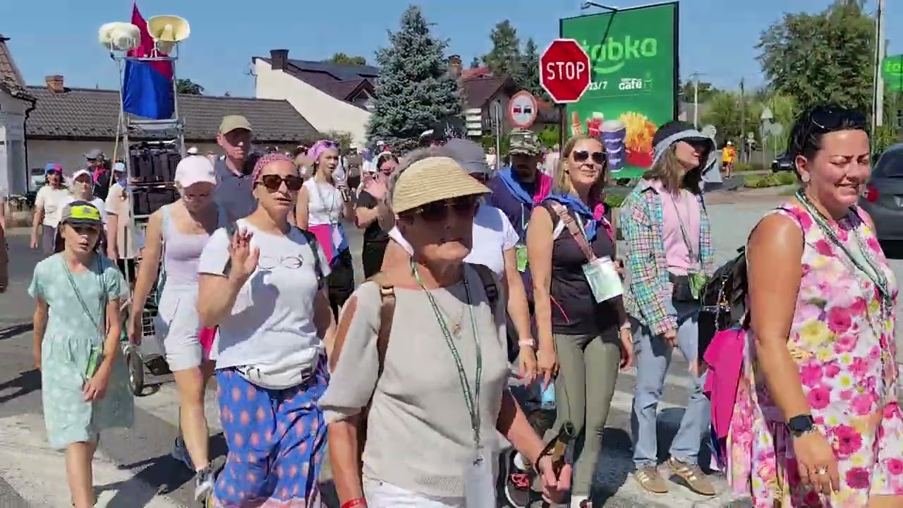 388. Kaliska i 34. Diecezjalna Piesza Pielgrzymka na Jasną Górę. Grupy Kaliskie w drodze do Maryi