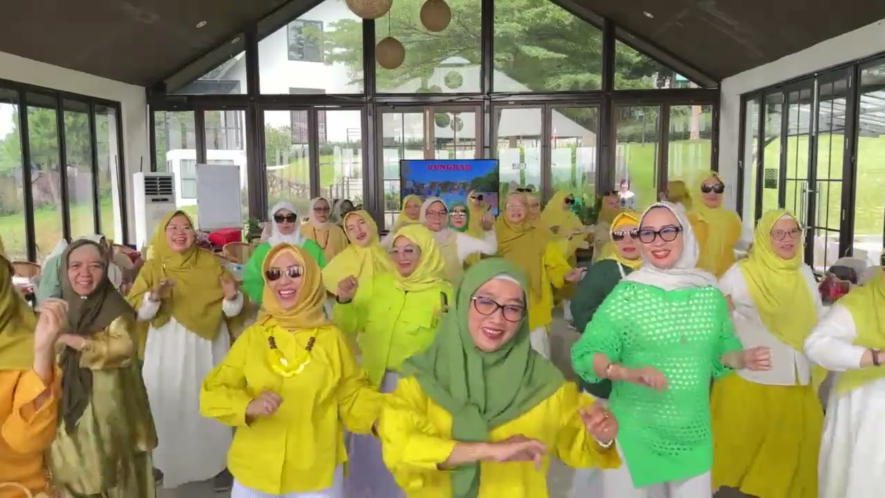 ibu ibu senam
