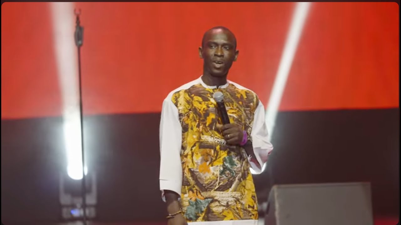 Prince Neche Live at Mc Monica in Lagos: 