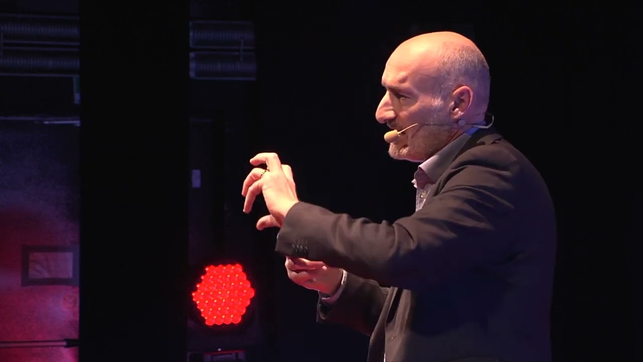 Come prendere consapevolezza della propria vita | Claudio Manca | TEDxRovigo