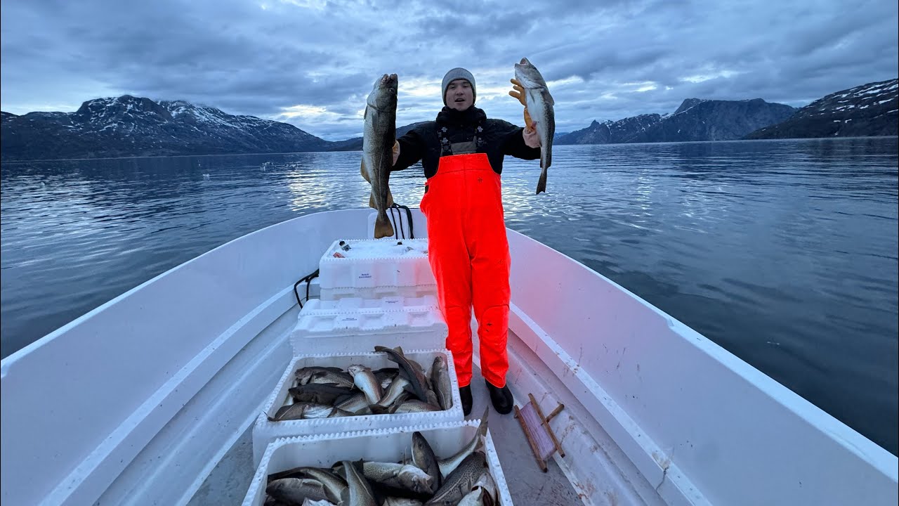 Fishing overnight in Greenland - unnuaannakkut aalisarneq