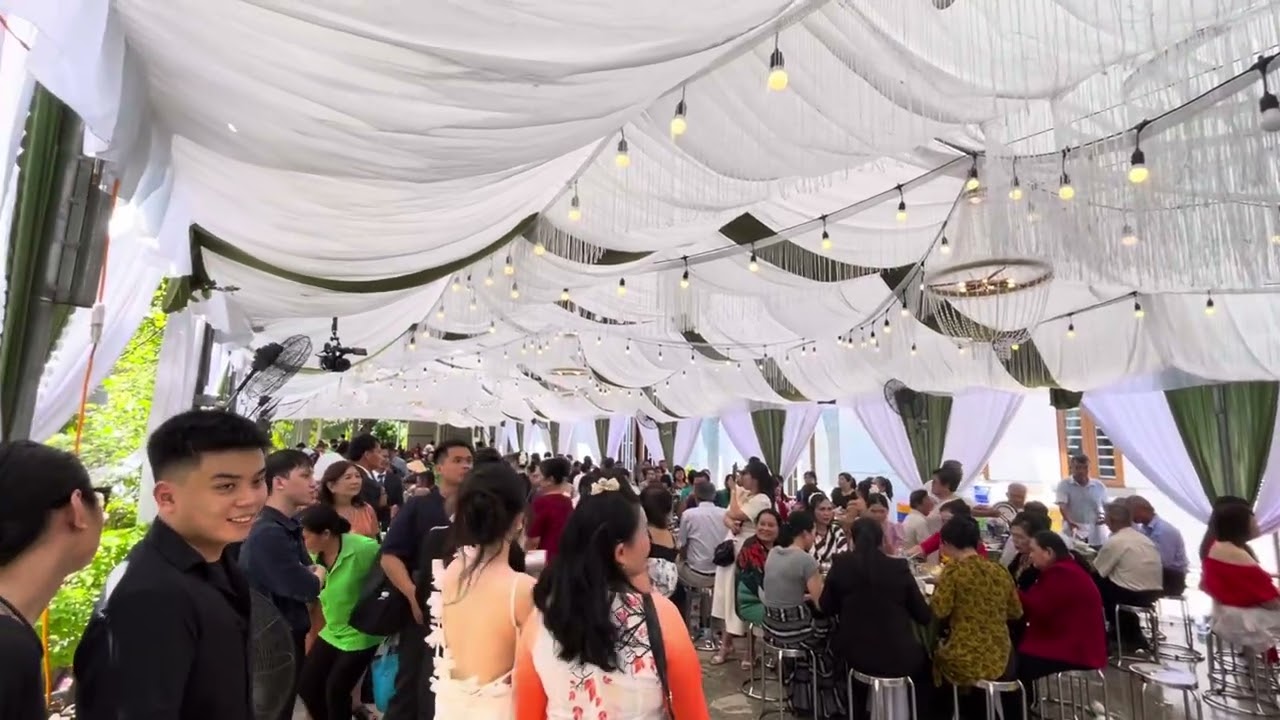 ngày 3 tháng 10, 2025