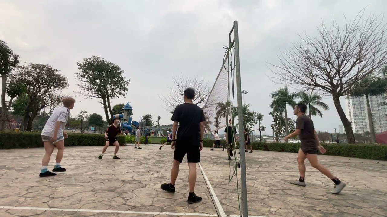 Sư Bùi Khai xuân tại sân cầu CLB CV Thiên Văn Học p2