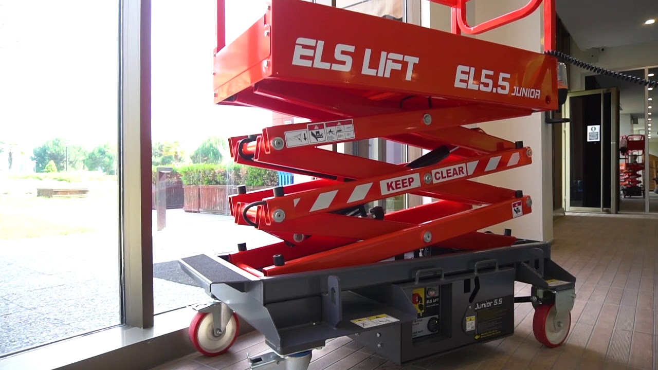 Ayhanlar Platform Genel Koordinatörü Necip Ayhan, İŞ’te ELS Lift'i anlatıyor