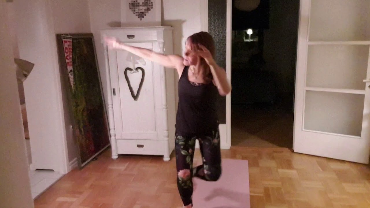 Exempel p&aring; sk&ouml;na enkla dance moves i hemmet.