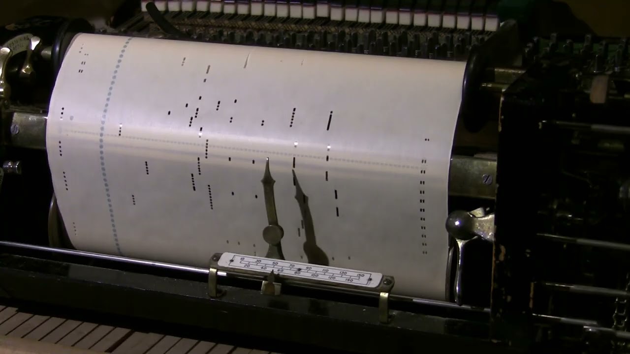 Dew Drops (Intermezzo) - Harry Armstrong (piano roll)