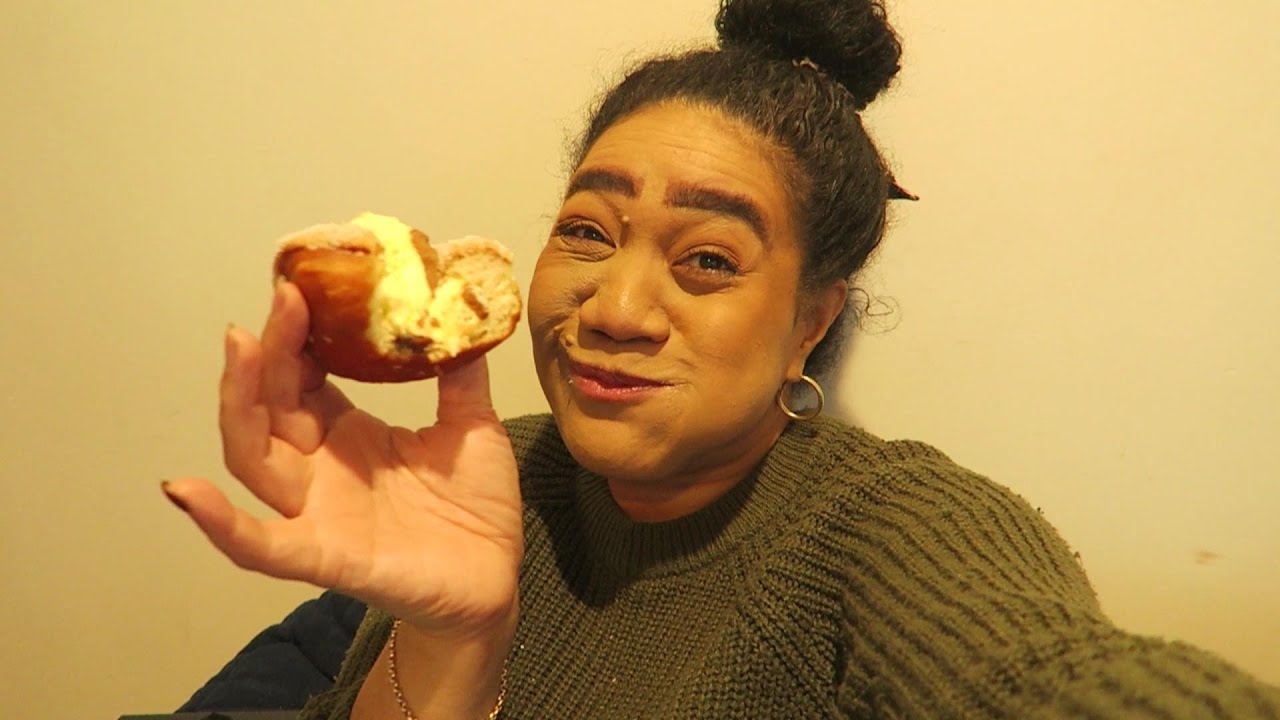 Weekly Vlog September 2023.. Doe Donuts Are The Best.. Nene Chicken.. Cleaning And Colouring..
