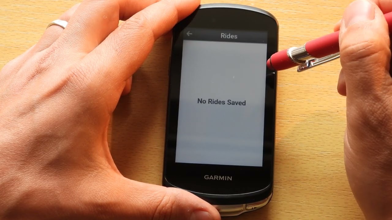 Garmin Edge 1040 menu walkthrough – part 1. Hardware look and main screen