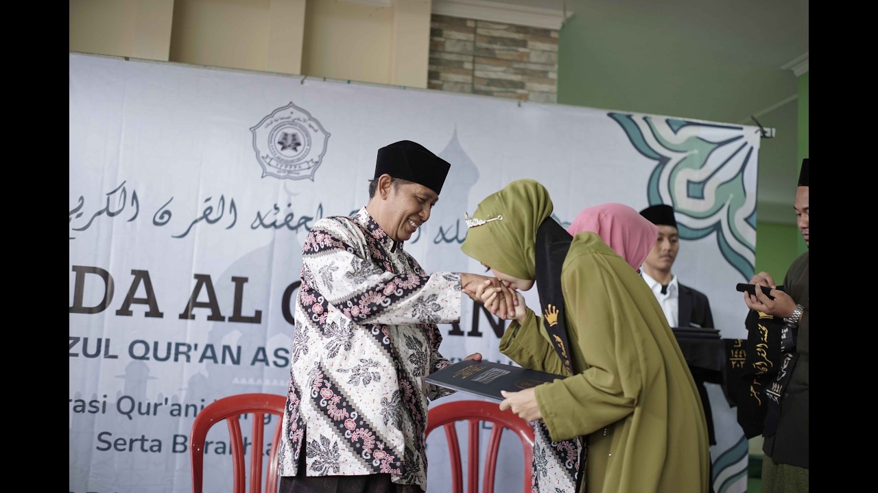 Wisuda Al Qur'an Angkatan I PPTQ As Shun'aniyyah Kota Bekasi