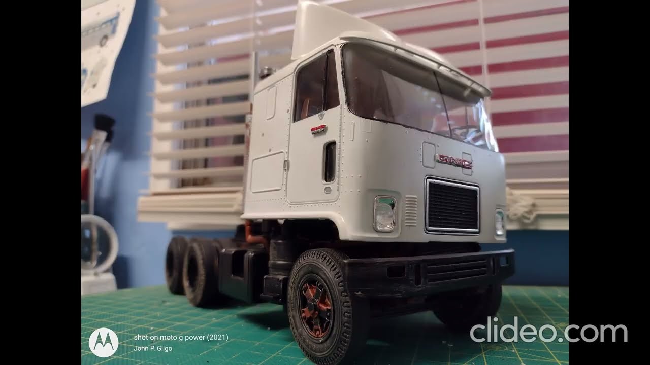 AMT 1/25th Scale 1970 GMC Astro 95 Cabover Tractor Built April/ May 2022
