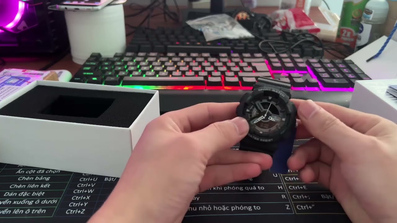 Đập hộp đồng hồ chính hãng SPORT WATCH của Minh Nhật Plaza