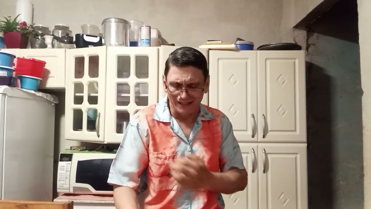 Esse louvor vai falar contigo no fundo da tua alma 🙏🙏🙏👏