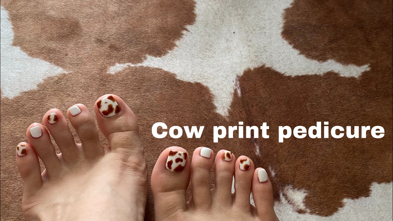 (ENG)붓도 필요없는 초 간단 페디큐어 🤍 (똥손도 할 수 있어요!!) COW PRINT PEDICURE /셀프 페디큐어 현실버전...
