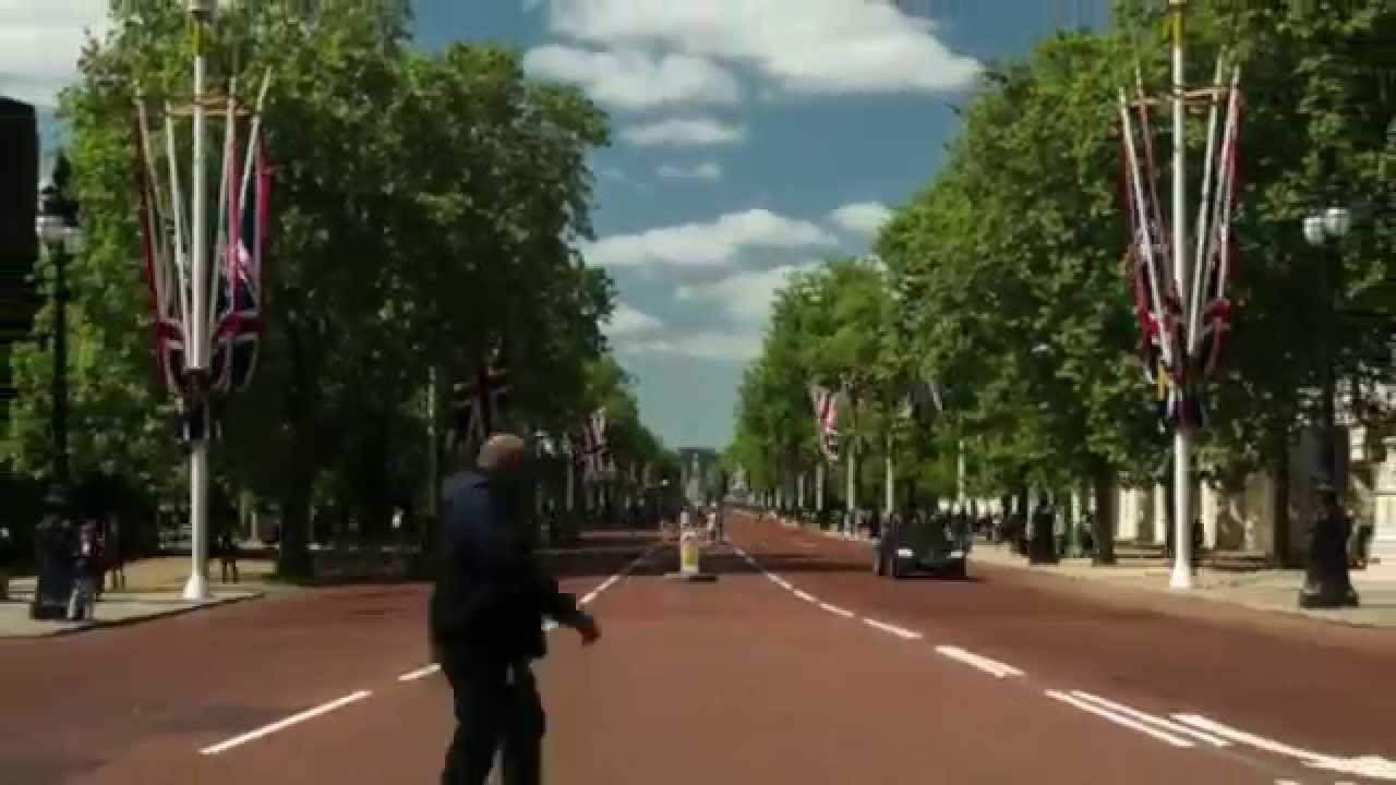 Buckingham Palace, London - in Timelapse