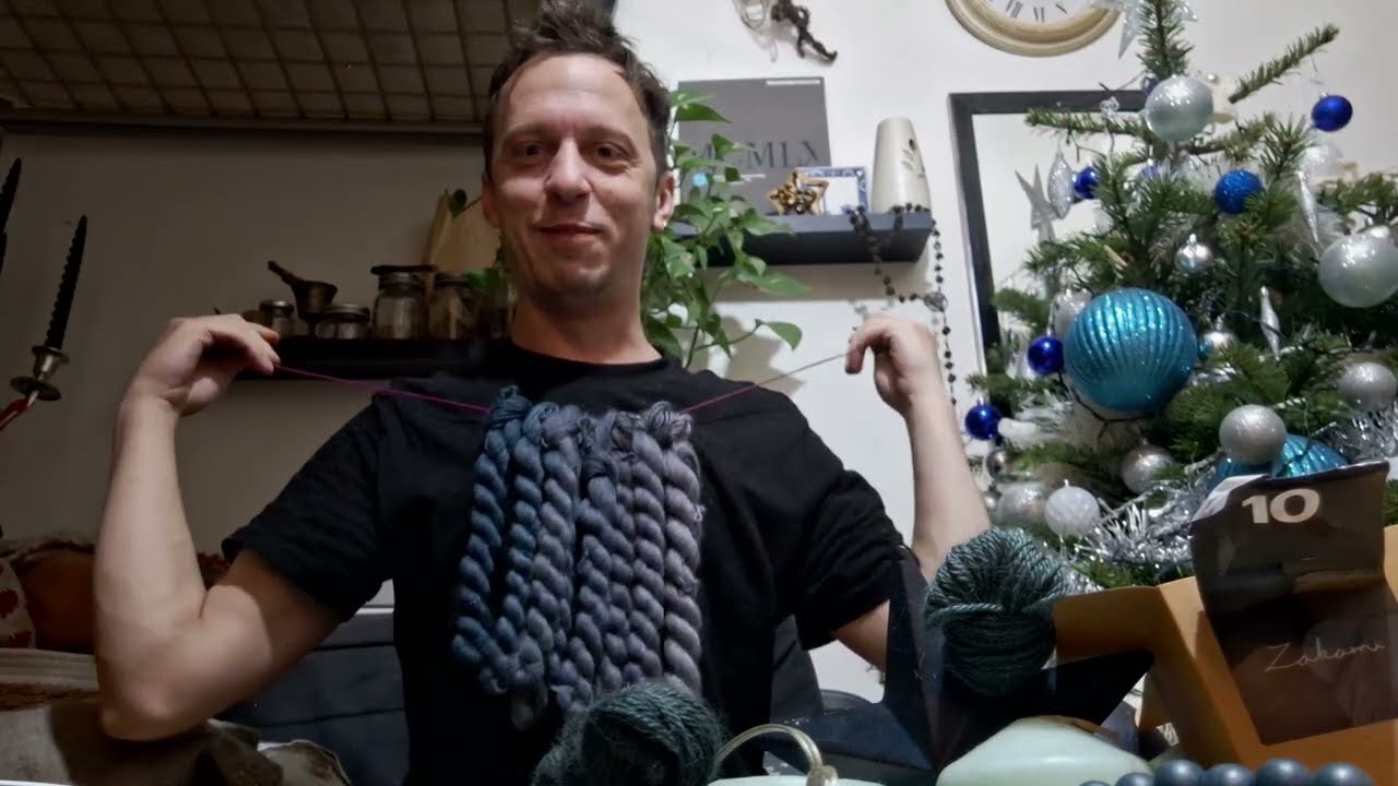 VLOGMAS 2025 Day 9 and 10
