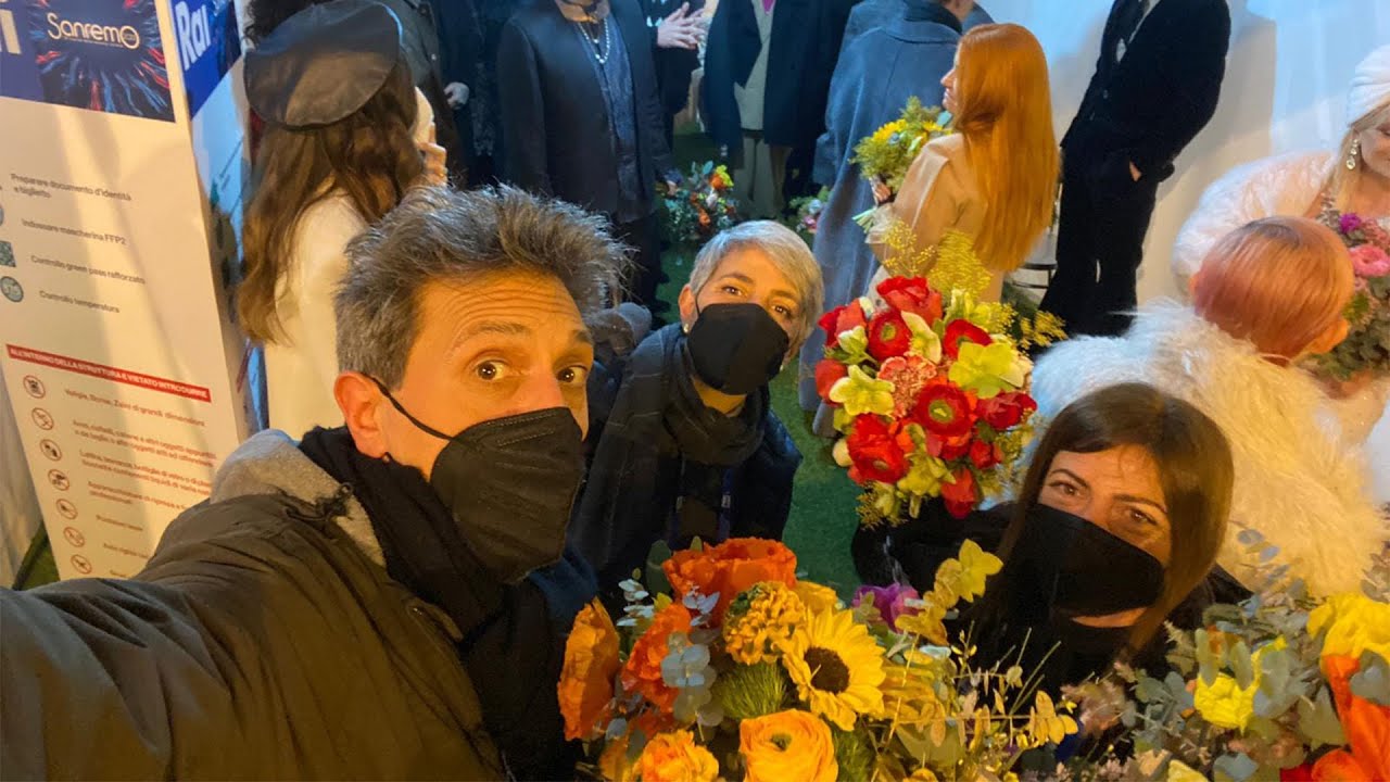 Dietro le quinte del Festival: ecco i bravissimi floral designer dietro i bouquet della kermesse
