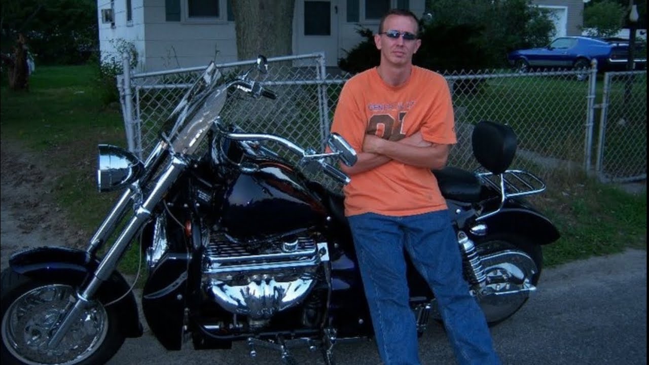 It is take the Boss Hoss for ride day. 45° when I headed out this morning. 