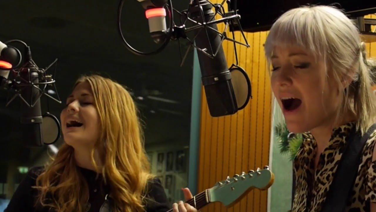 Larkin Poe   Trouble in Mind