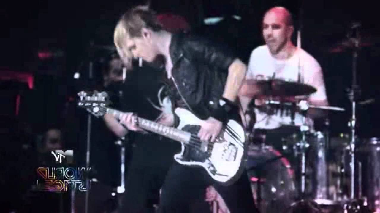 My Chemical Romance - Welcome to the Black Parade (LIVE at MTV Winter 2011) [HD]