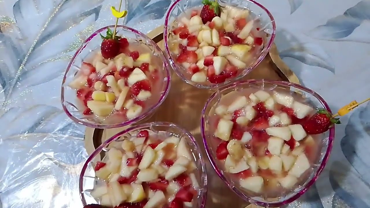 احلى سلطة فواكه مع بنتي🍓🍌🍏