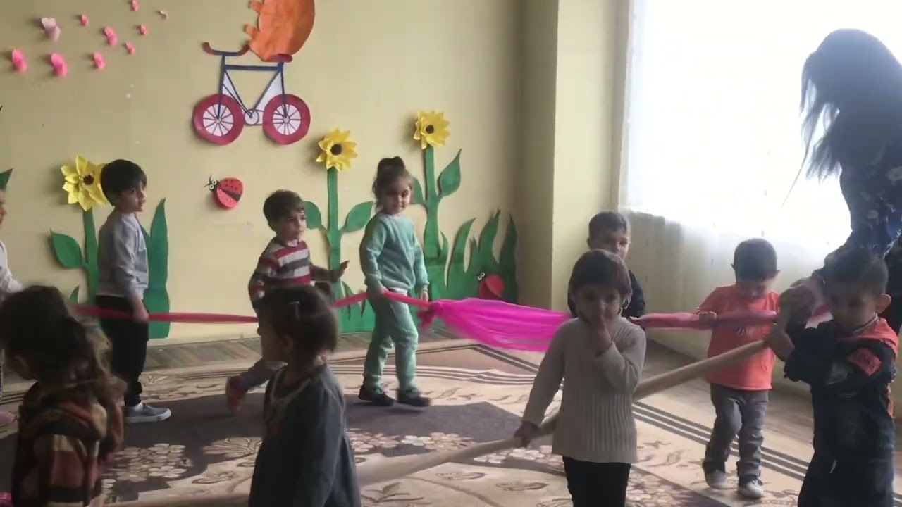 Խաղ-Գնացք (կրտսեր խումբ)