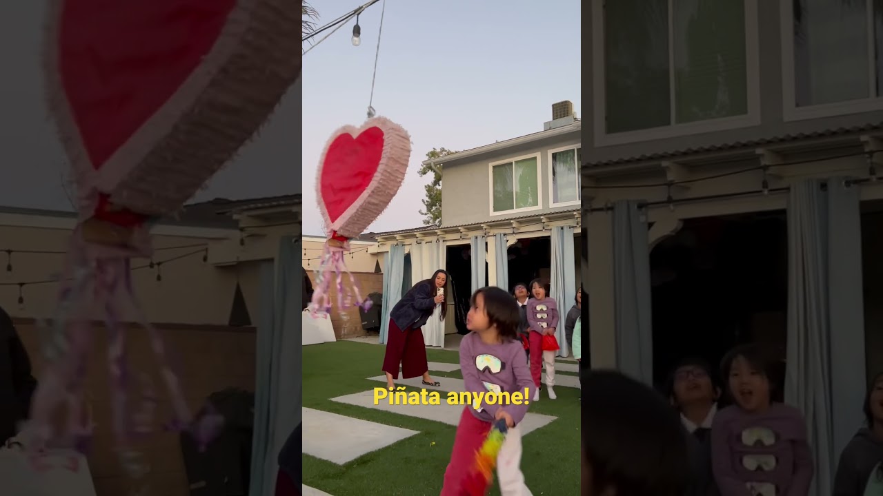 So much fun hitting Pi&ntilde;ata!#america #birthday #kidsfun