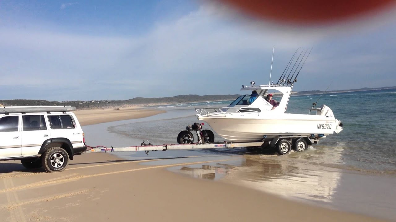 Fraser island Waddy boat launch off beach