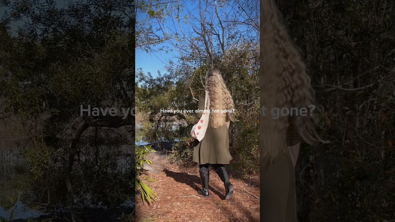 A Hidden Path 🌿 #naturewalk #quietmoments #natureshorts #seasonalliving #slowliving #natureshort