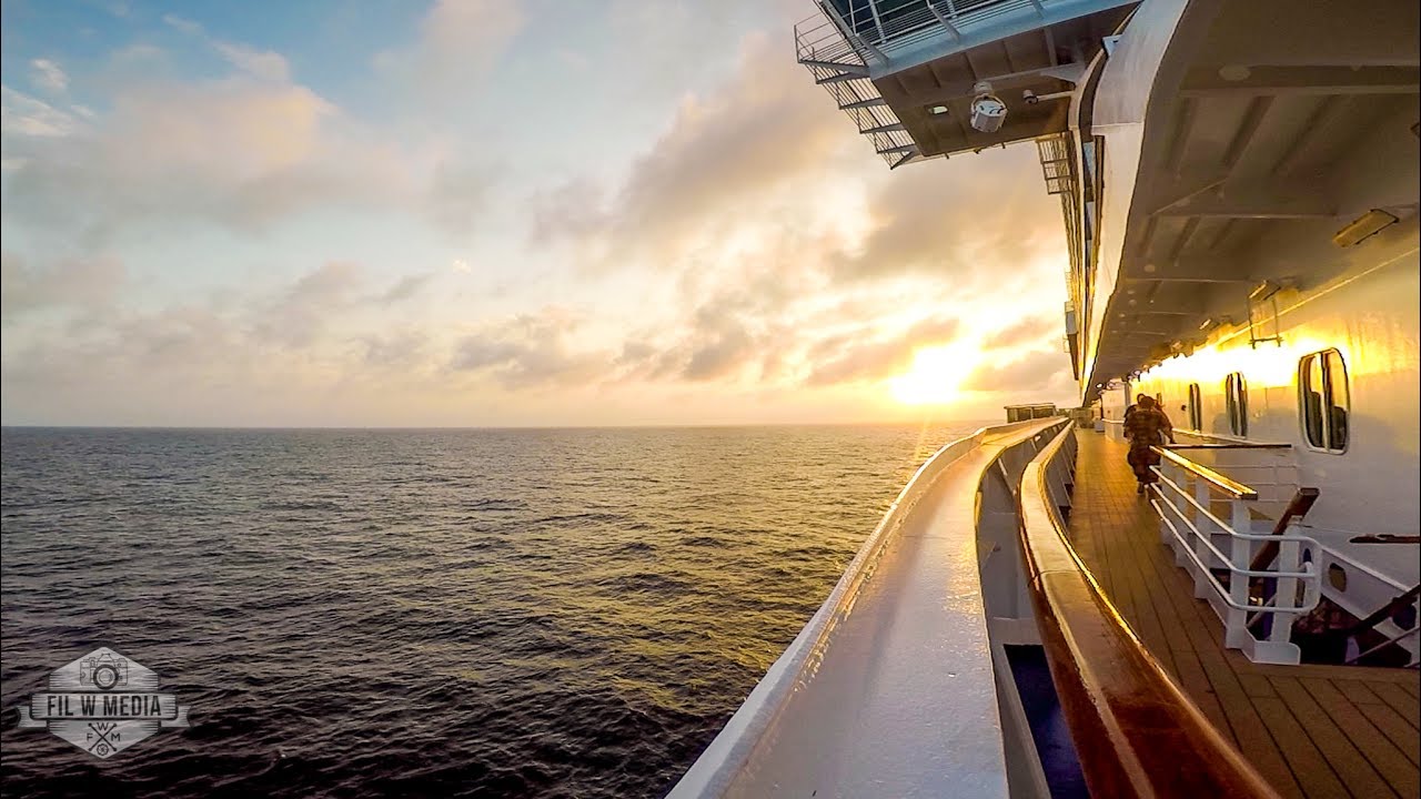 Carnival Breeze Cruise Vlog 2017