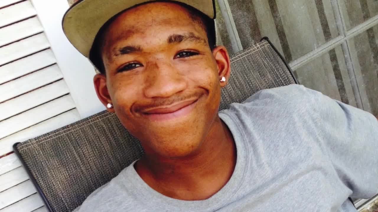 30-летний Тони Остин стал первым в этом году погибшим от огнестрельного насилия в Лансинге.