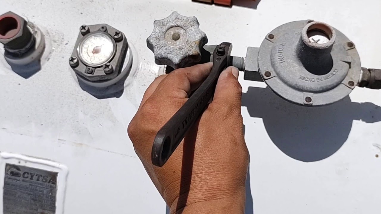 COMO CAMBIAR REGULADOR DE TANQUE O CILINDRO DE GAS