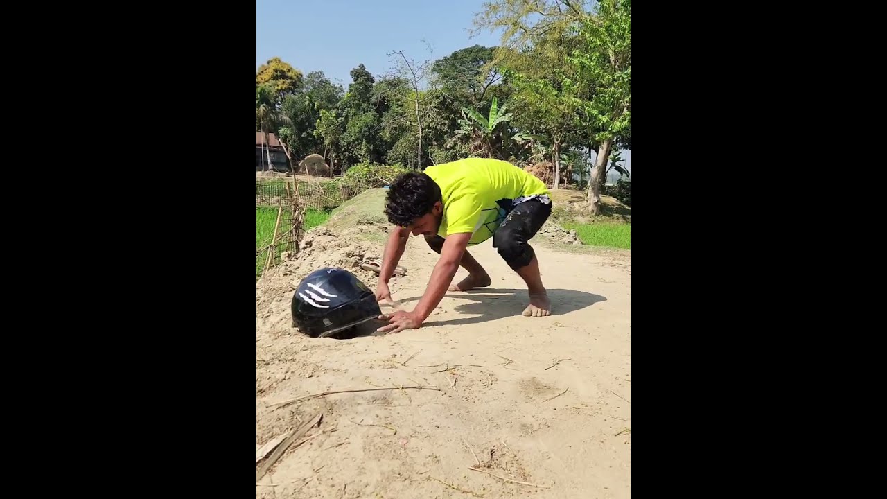 পিচ্চি কী করে 😲😲 #india #funny #viral #comedy 