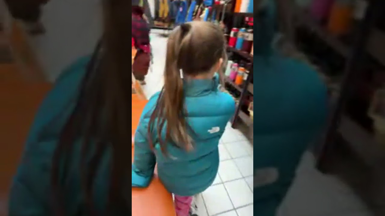 Cute GIRLS Goes Winter Shoes Shopping for BOGGS and UGG Shoes #boggs #ugg #wintershoes #shoes
