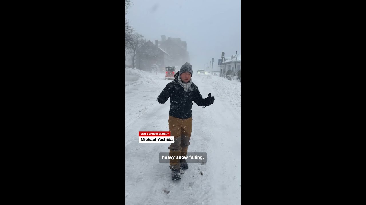 Bomb cyclone blasts Boston with snow