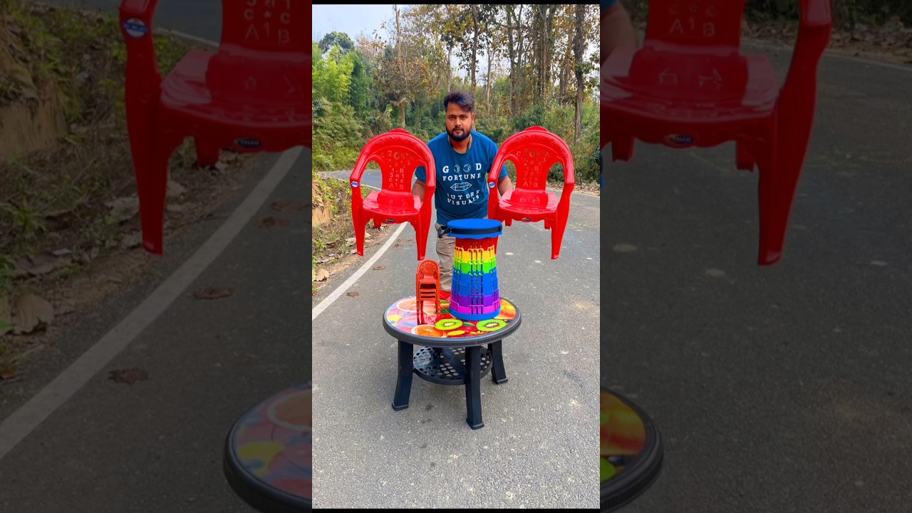 Portable Folding Stool 😍 vs Plastic Chair 💥 Strength Test!#shorts 🔥
