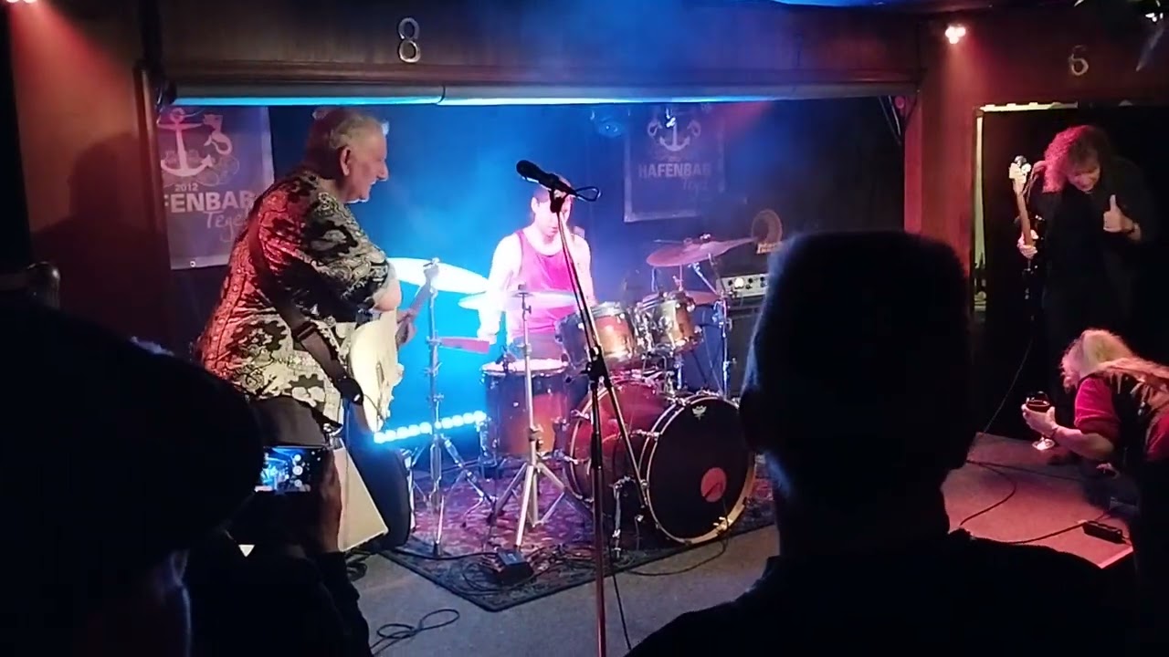 GERRY REYNDERS [Rob Tognoni Band] Drumsolo - 11.02.2024 - Berlin, Hafenbar Tegel