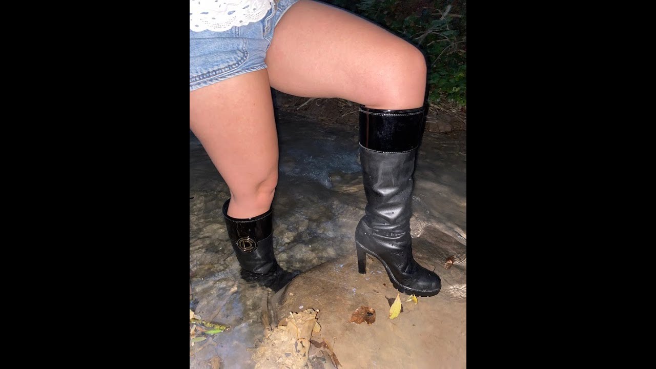 Dior High heel boots in the river