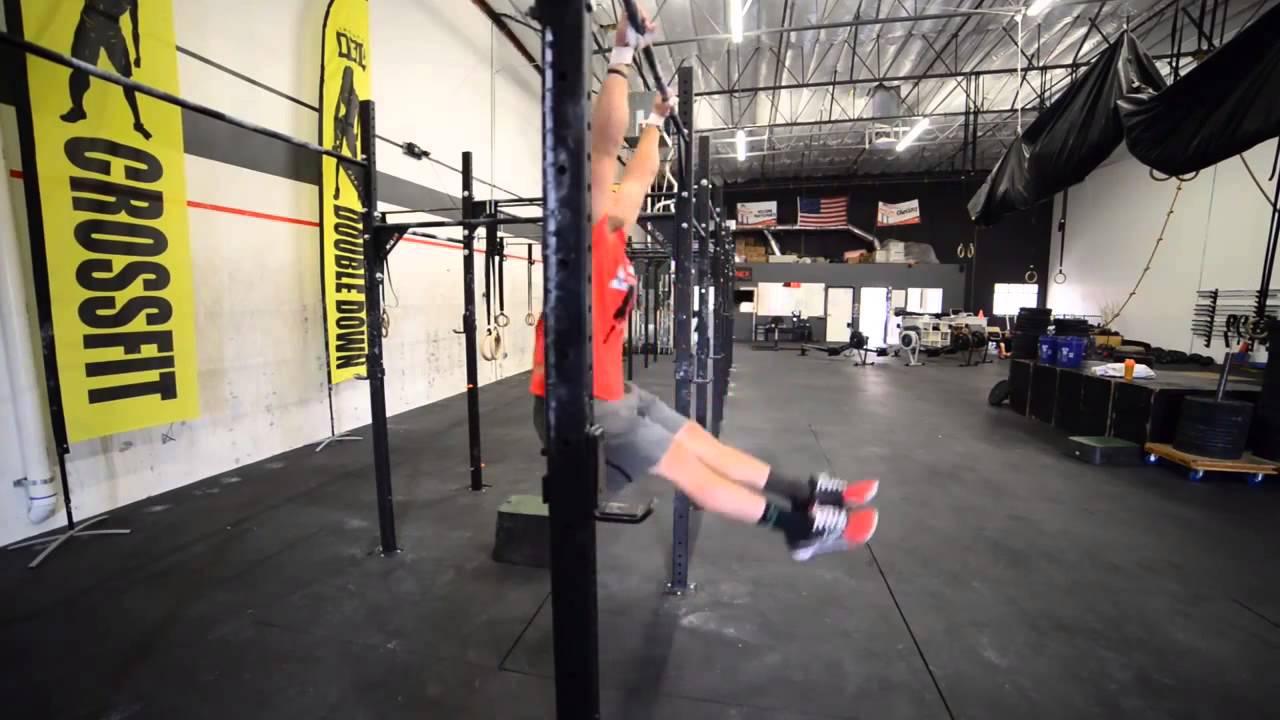 Butterfly Pull-ups in slow motion and regular speed with breakdown by Thomas McCrummen