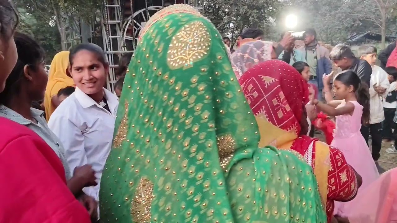 Mere Mama ♥️ke bete ki shadi ka video #full masti #aap log jarur dekhna @