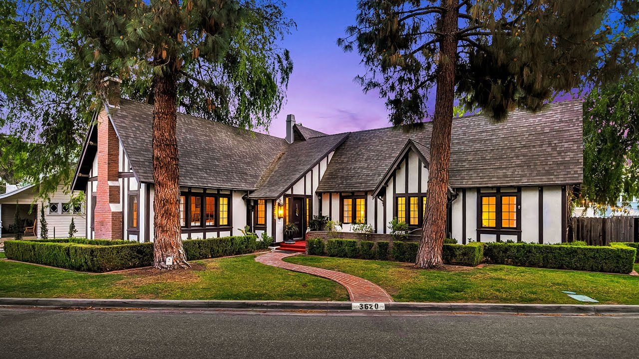 Historic homes in Riverside:  1922 English Tudor Revival in the heart of Downtown