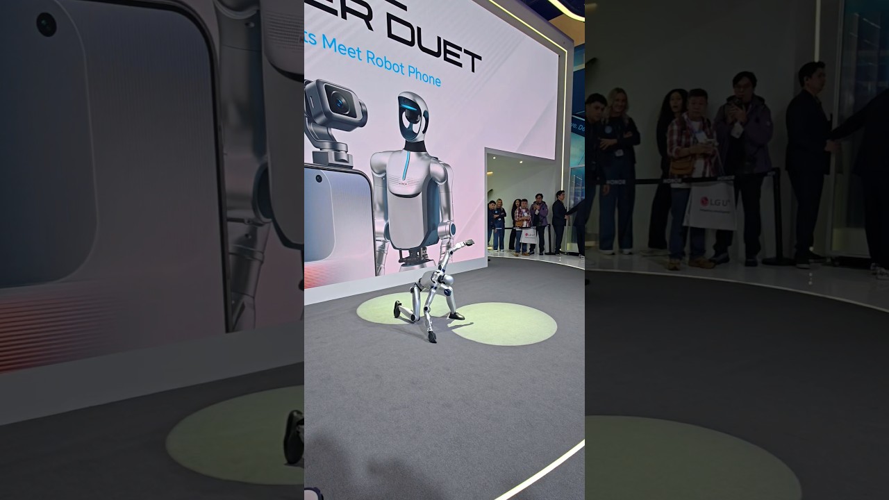 Skok w tył humanoidalnego robota HONOR jest NIESAMOWITY 🤖🔥