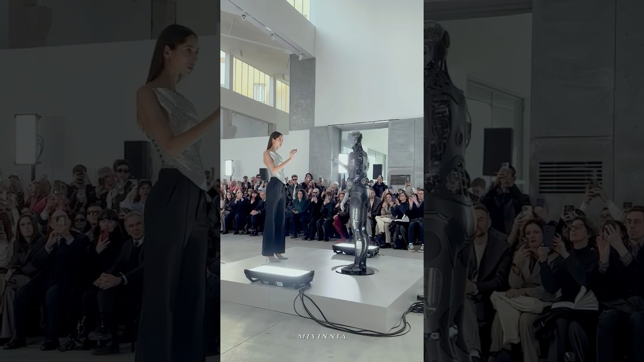 Yasmin Wijnaldum closes Giuseppe di Morabito FW 25 #fashion