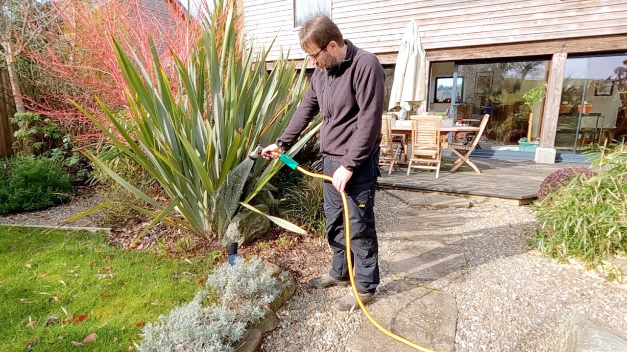 Plantsurge – Magnetically Treating Water To Boost Vegetable & Flower Growth