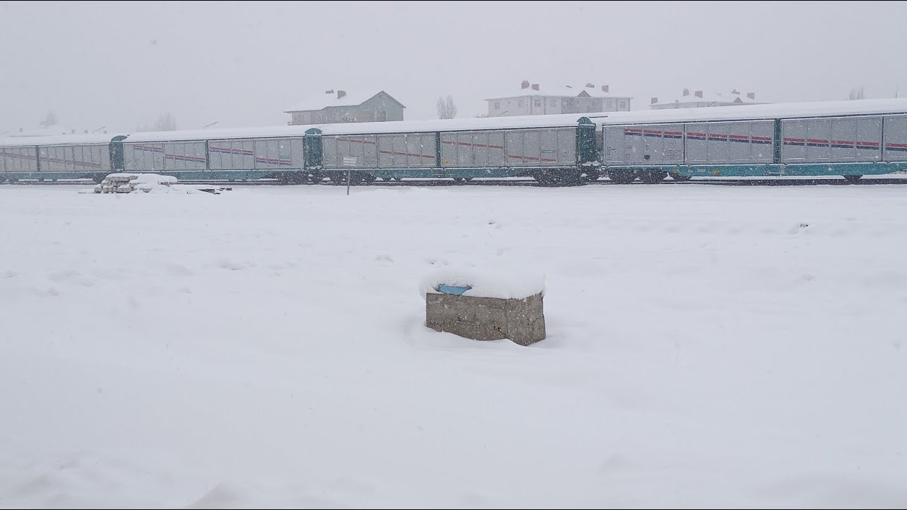 Muş Tren Garı Kar Yağışı 