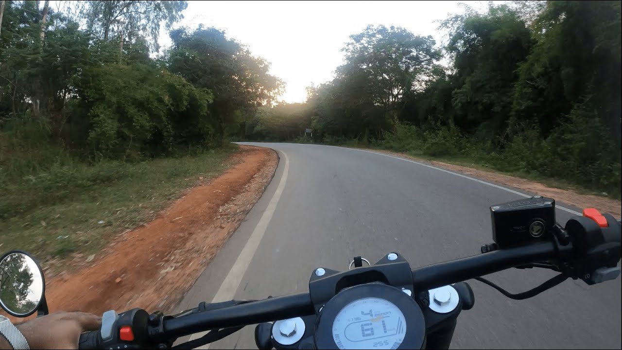 Keeway v302c Evening ride | Exhaust + Traffic sound | POV