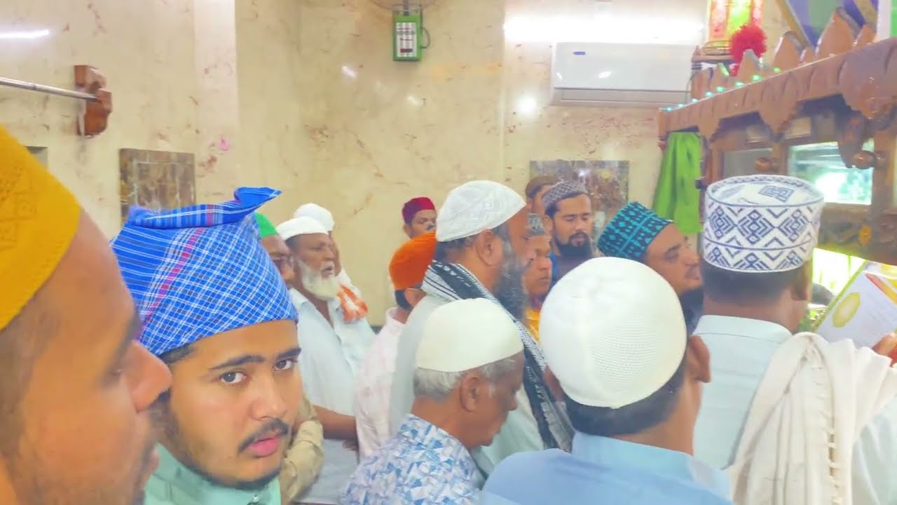 Rahamthabad Dargah shareef salaam Khwaja Nayab Rasool video #rahamthabad #trending #reesl #public 
