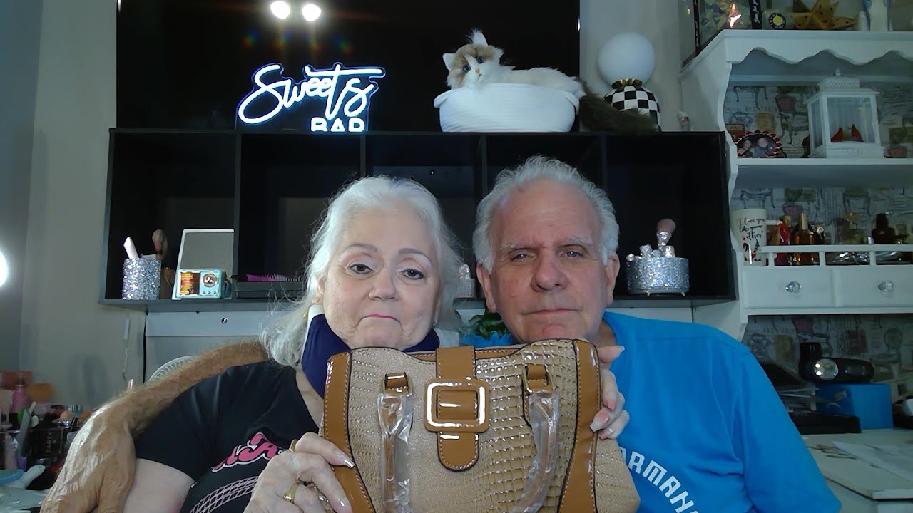 Temu haul with Crazy Mimi and Einstein