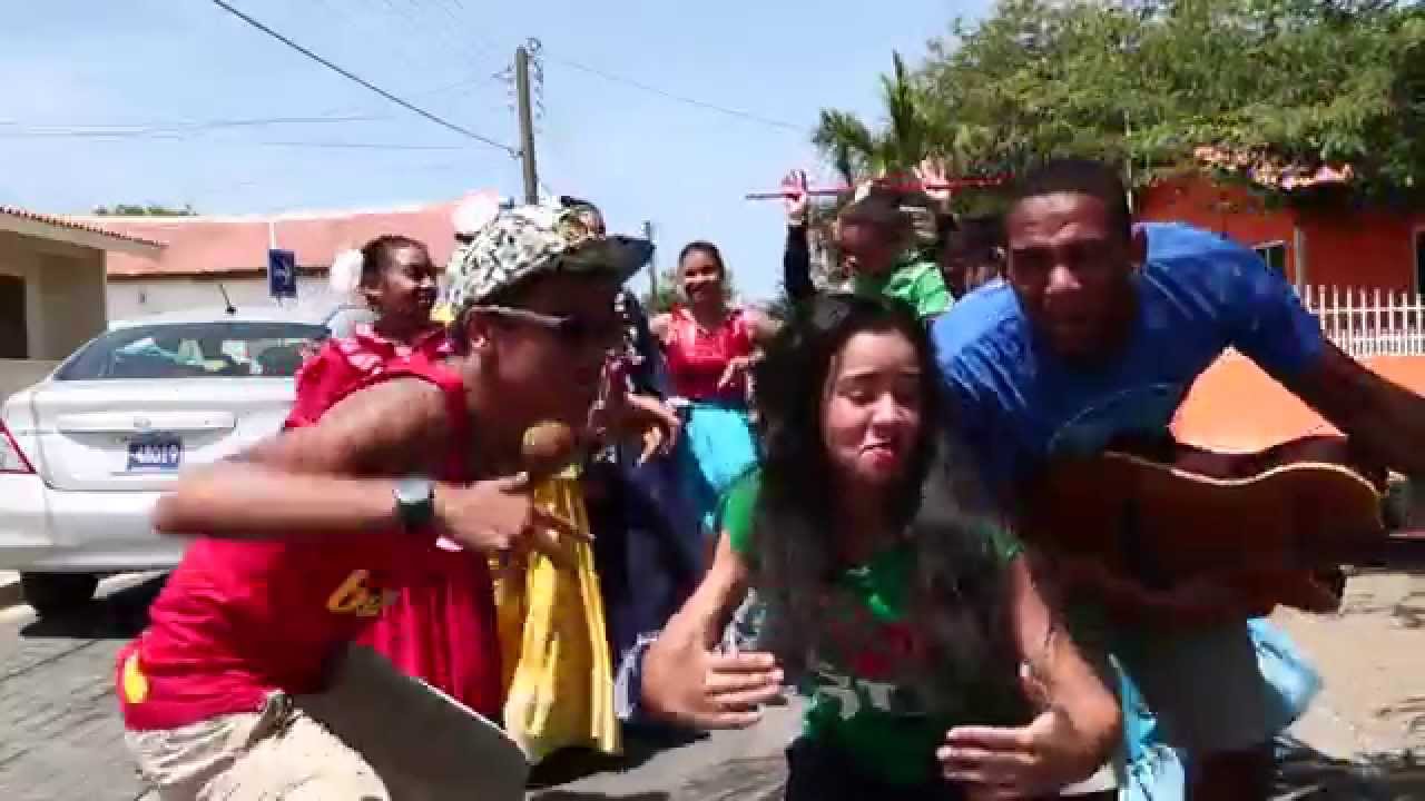Fuente - Aw'i coco